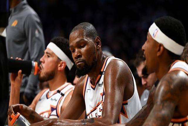 太阳队惨败后更衣室爆发冲突，主帅回应，管理就是系统.